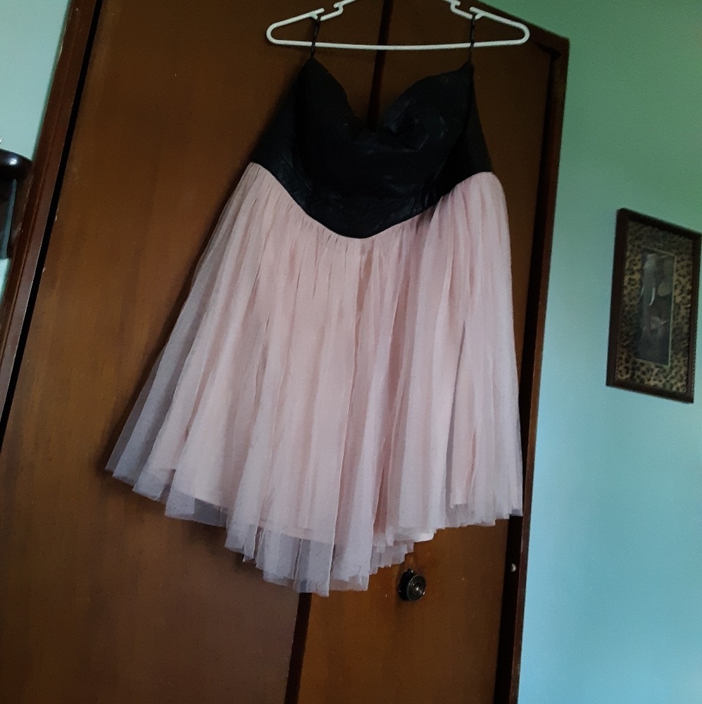 Forever 21 3x Pink Tulle Strapless Blak Dress BNWT